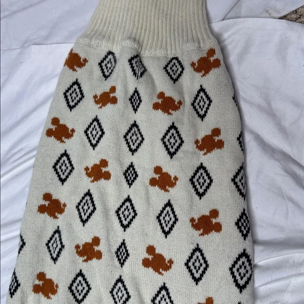 Disney Cream and Brown Chewy Mickey Mouse Southwest Pattern Cozy Sweater. Sz XXL